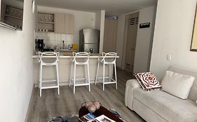 Apartamento frente a Mallplaza